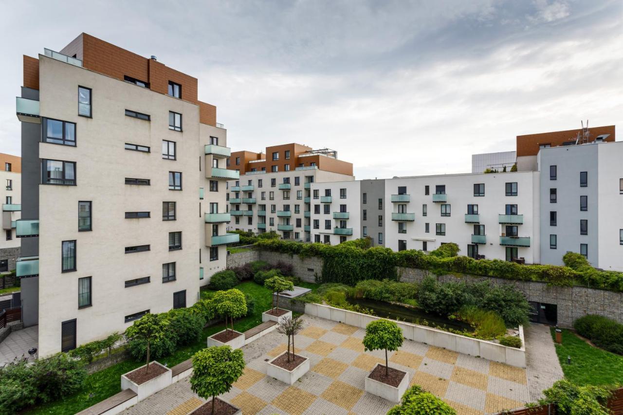 Golden Apartments Rezidence Nova Karolina Ostrava Bagian luar foto