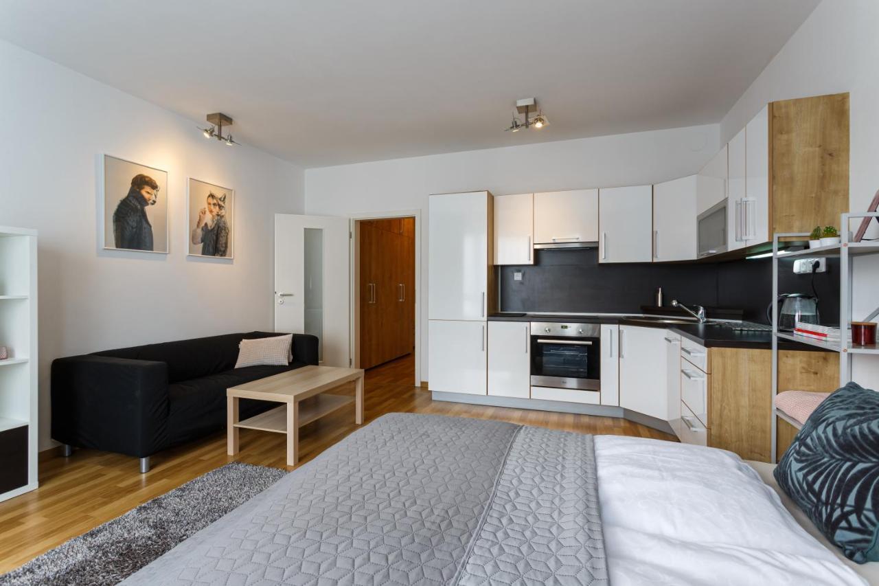 Golden Apartments Rezidence Nova Karolina Ostrava Bagian luar foto