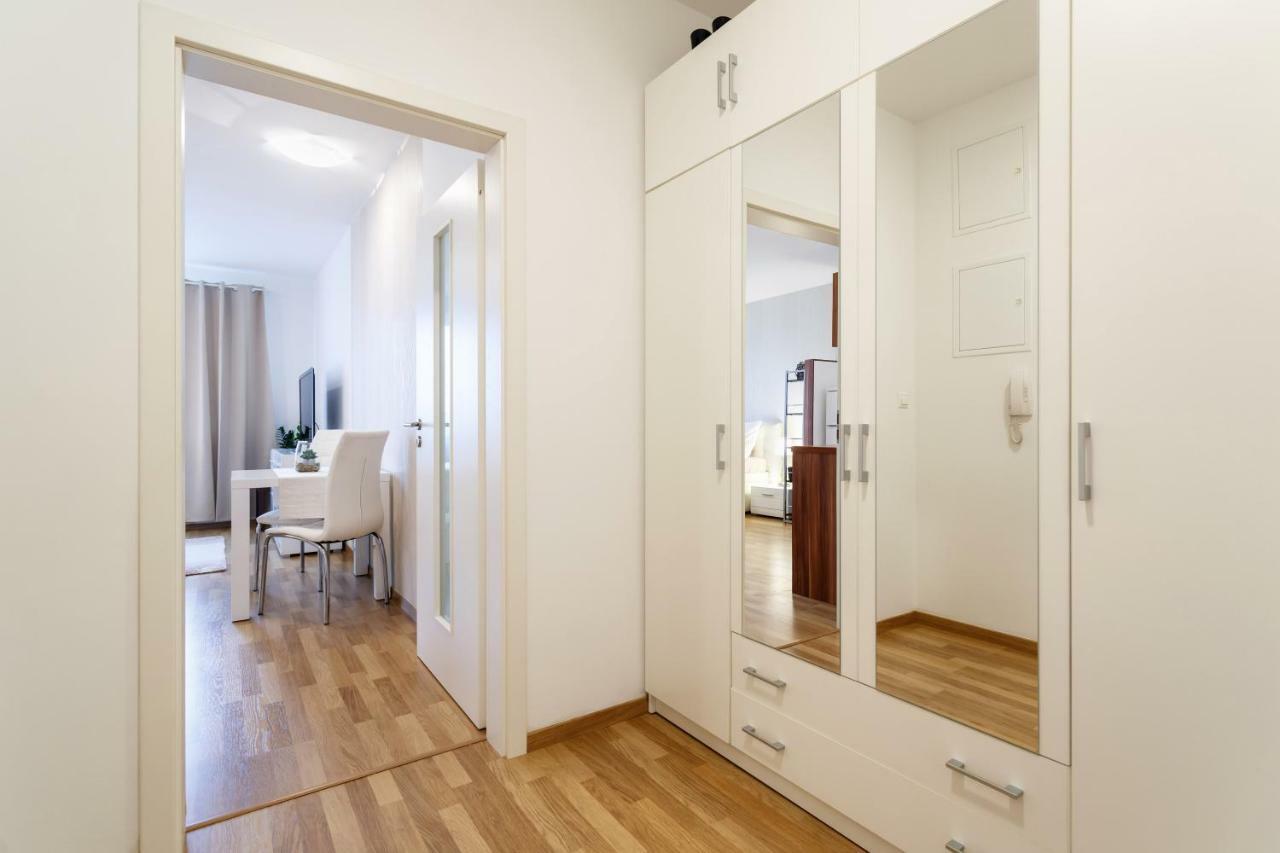 Golden Apartments Rezidence Nova Karolina Ostrava Bagian luar foto