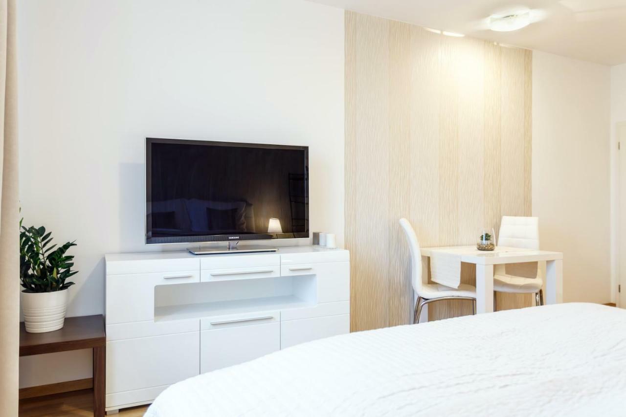 Golden Apartments Rezidence Nova Karolina Ostrava Bagian luar foto