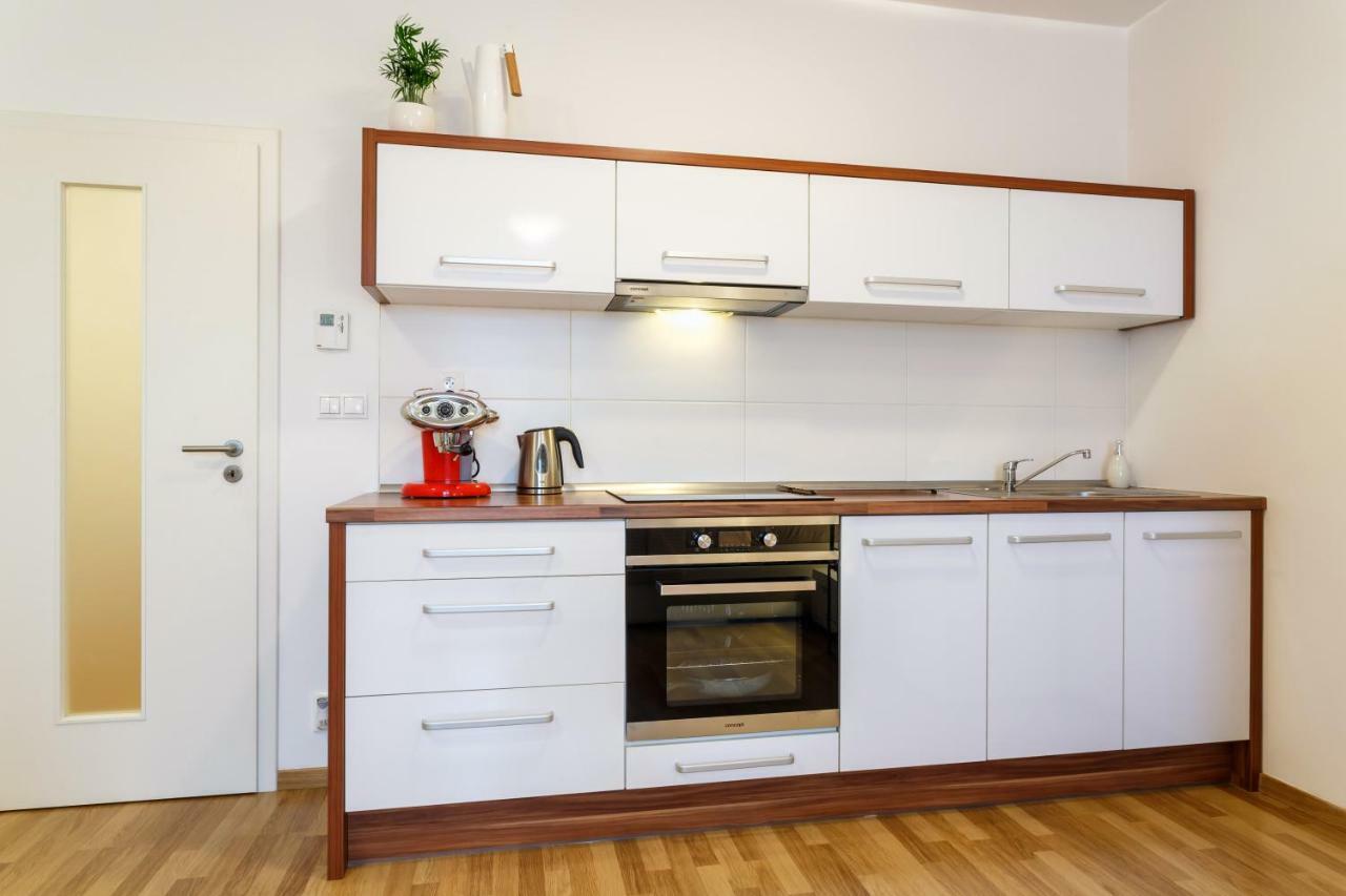 Golden Apartments Rezidence Nova Karolina Ostrava Bagian luar foto